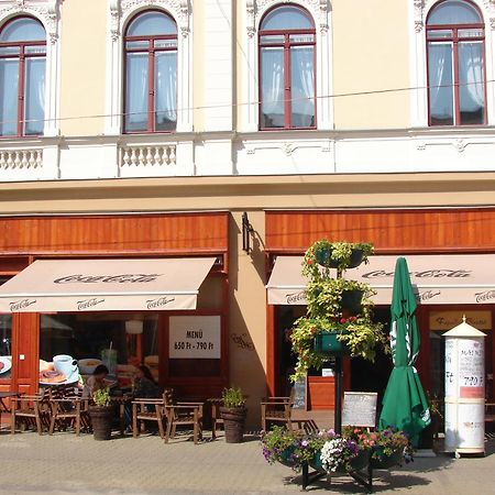 Promenade Panzio Bed and Breakfast Miskolc Buitenkant foto