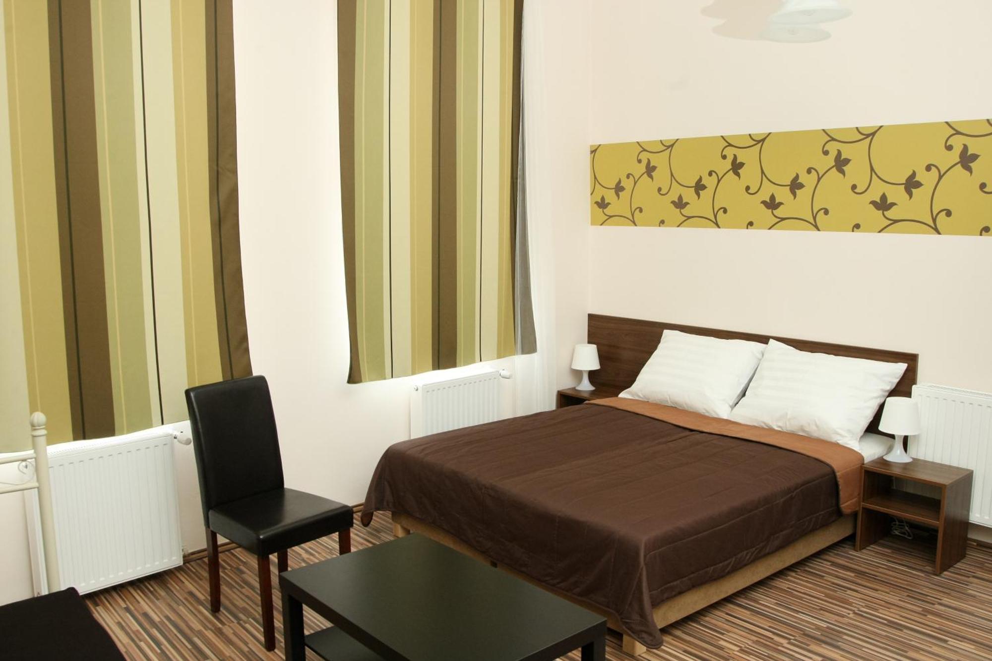 Promenade Panzio Bed and Breakfast Miskolc Buitenkant foto