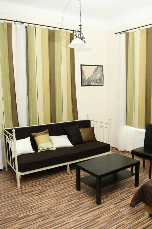 Promenade Panzio Bed and Breakfast Miskolc Kamer foto