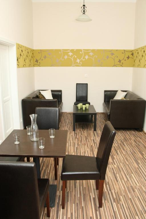 Promenade Panzio Bed and Breakfast Miskolc Kamer foto