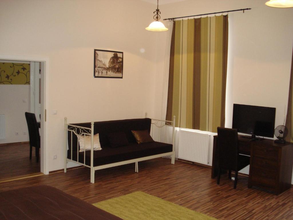 Promenade Panzio Bed and Breakfast Miskolc Kamer foto