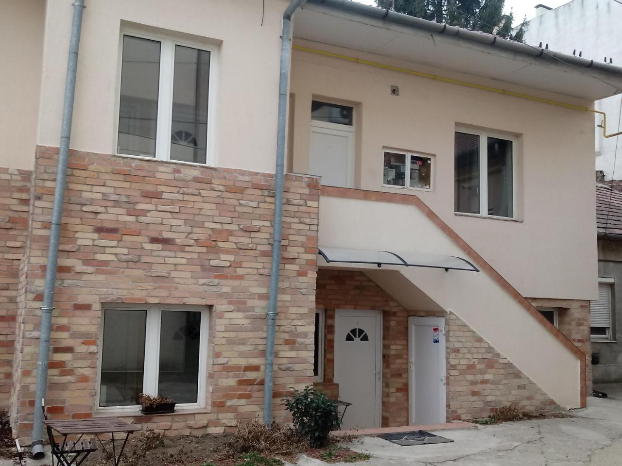 Promenade Panzio Bed and Breakfast Miskolc Buitenkant foto