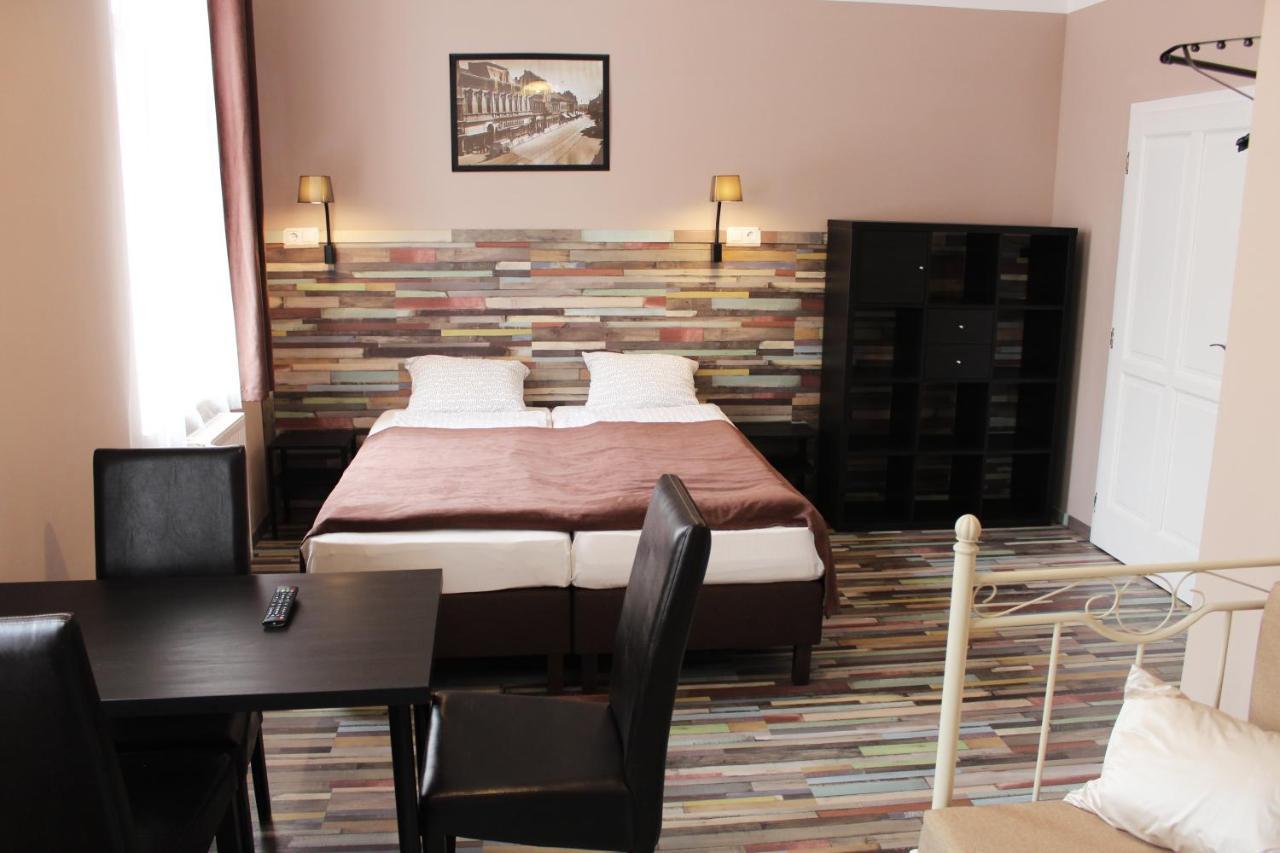 Promenade Panzio Bed and Breakfast Miskolc Buitenkant foto