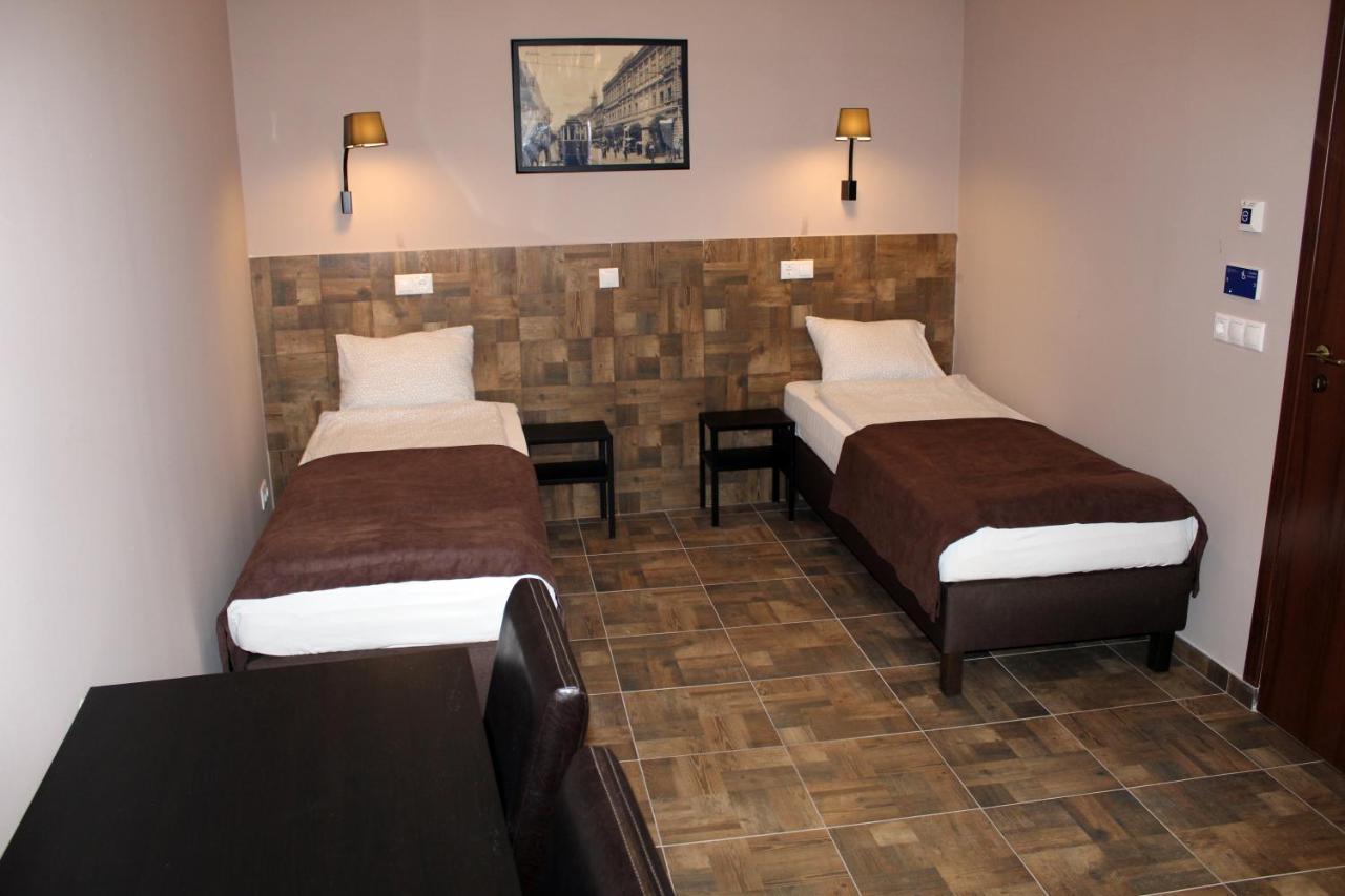 Promenade Panzio Bed and Breakfast Miskolc Buitenkant foto