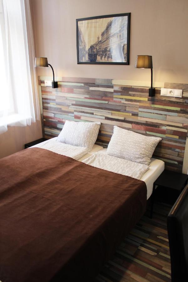 Promenade Panzio Bed and Breakfast Miskolc Buitenkant foto
